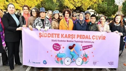 İzmirli kadınlar şiddete karşı farkındalık için pedal çevirdi