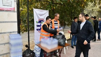 Mustafakemalpaşa Belediyesi KPSS’ye Giren Adayların Heyecanlarına Ortak Oldu