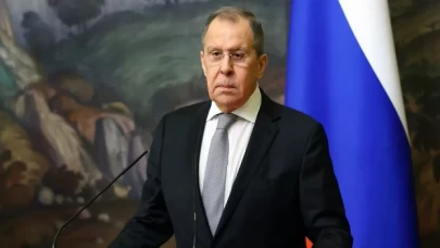 Rusya Dışişleri Bakanı Lavrov'un Bali'de hastaneye kaldırıldığı iddia edildi