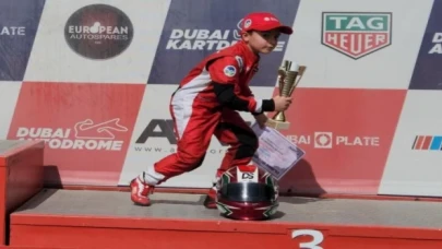 Sakaryalı karting sporcusu Dubai’den kupa ile döndü