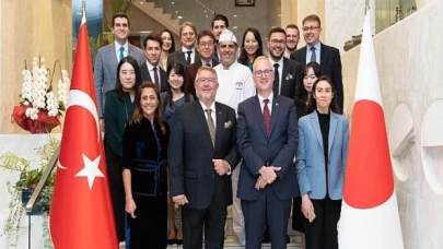 Türk baklavası, Nadir Güllü ile ilk kez Tokyo’da