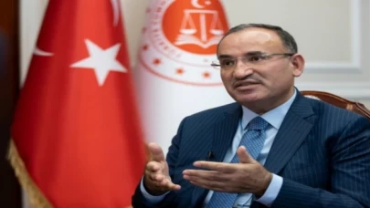 Bakan Bozdağ: Siyasi taraftarlık adalete zarar veriyor