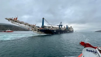 Dev gemi İstanbul Boğazı’ndan geçti