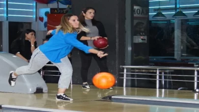 İstanbul Beylikdüzü’nde ’bowling’ heyecanı