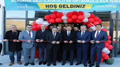 İzmir Bergama’da eğitim hem açılış, hem temel