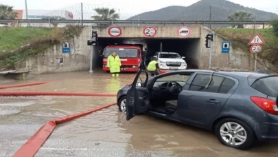 İzmir Büyükşehir’den sel açıklaması: Yaşam olumsuz etkilenmedi