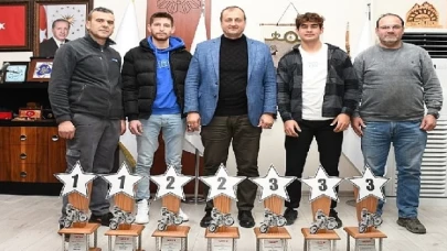 İznik Motosiklet Spor Kulübü Tüm Kupaları Aldı