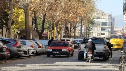 Ödemiş’te Hürriyet Caddesi artık tek yön