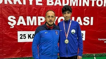 Osmangazili Badmintoncudan Altın Madalya