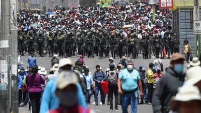 Peru’da 30 gün boyunca OHAL ilan edildi