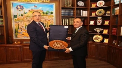 Adalet Bakanı Bozdağ, Nevşehir Belediyesi’ni Ziyaret Etti