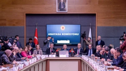 Anayasa Komisyonu'nda eşcinselliği ürolog anlattı