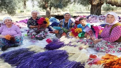 Bayındır-Turan Mahallesi Nergis ve Kuru Çiçek Festivali 2. Yılında