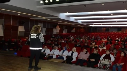 İnesmek Kursiyerlerine “En İyi Narkotik Polisi Anne Projesi” Anlatıldı