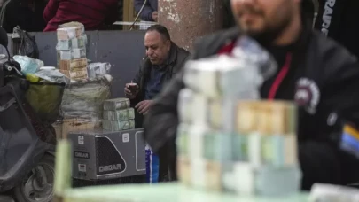 Irak'ta dolardaki yükselişin ardından Merkez Bankası Başkanı görevden alındı