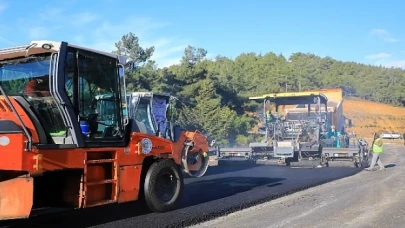 Kavaklıdere’de Yol Çalışmaları Tamamlanıyor