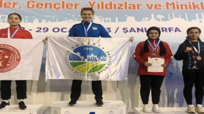 Kickboks Sakaryalı sporcular Türkiye kürsüsünde