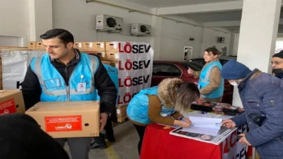 LÖSEV’den mutlu et paketleri