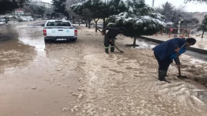 Manisa’da buz tutan mazgallara anında müdahale