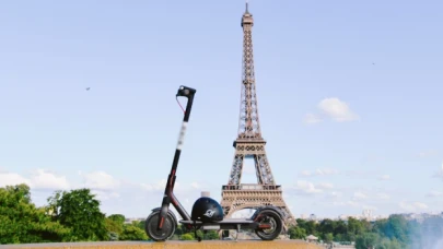 Paris'te elektrikli scooter referandumu yapılacak