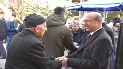 Selçuklu Belediye Başkanı Ahmet Pekyatırmacı Gülbey Camii’nde Vatandaşlarla Buluştu