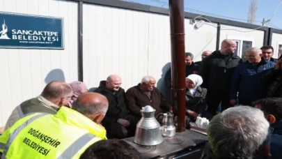 Bakan Soylu’dan Doğanşehir’deki depremzedelere ziyaret