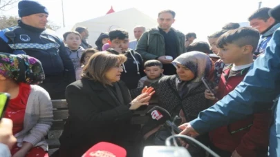 Başkan Şahin’den Gaziantep Çadır Kent’e ziyaret