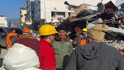 Burhaniye Belediyesi Yardım Tırları Hatay’a Ulaştı