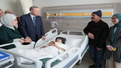 Cumhurbaşkanı Erdoğan, Etlik’te tedavi görenleri ziyaret etti