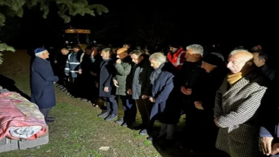 Depremde yaşamını yitiren Adıyaman Milletvekili Taş toprağa verildi