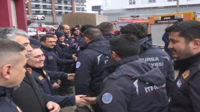 Enkazdaki canlara nefes olan kahramanlardan 48’i daha Bursa’ya döndü