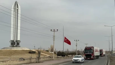 Ermenistan sınır kapısı tam 35 yıl aradan sonra deprem bölgesine yardım amacıyla açıldı