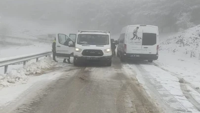 Karda mahsur kalanları İzmir Büyükşehir Belediyesi ekipleri kurtardı