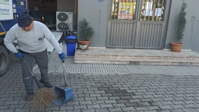 Kemer Belediyesi ekibi spor salonunda temizlik yaptı