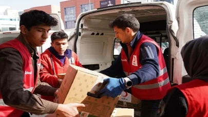 Kızılay, Afet Bölgesinden Tahliye Edilen Afetzedelerin İhtiyaçlarını Karşılıyor