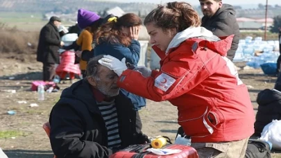 Kızılay Depremzede Kadınlara Özel Whatsapp Hattı Kurdu