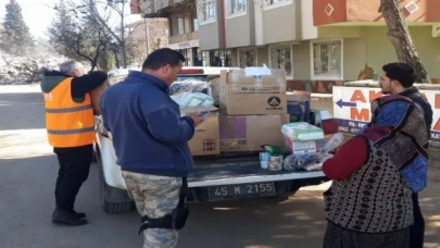 Manisa afet bölgesinde var gücüyle çalışıyor