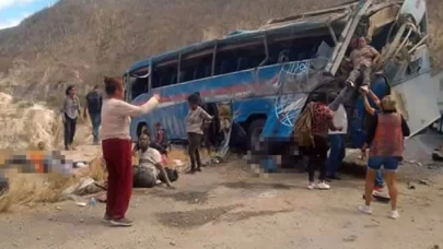 Meksika’da katliam gibi kaza: 17 ölü, 13 yaralı