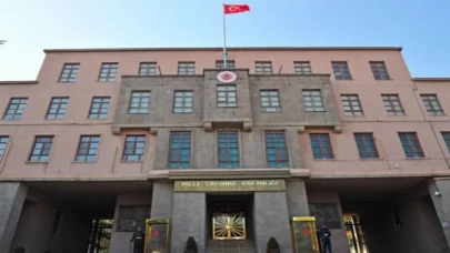 MSB: Bazı birliklerimiz depremden etkilendi