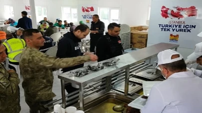 Nurdağı’nda Açılan &apos;Mehmet Camlı Aşevi’ Günde 10 Bin Kişiye Sıcak Yemek Dağıtacak