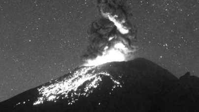 Popocatepetl Yanardağı’nda son 24 saatte 7 patlama