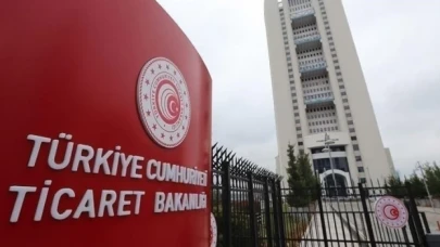 Yurt dışından deprem bölgelerine gönderilen yardım malzemelerine gümrük vergisi kaldırıldı