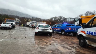 Adıyaman-Çelikhan karayolu geçici olarak araç trafiğine kapatıldı