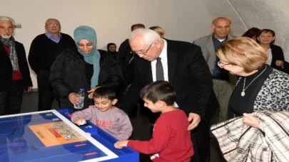 Afetzede çocuklar Nasreddin Hoca’da gönüllerince eğlendiler