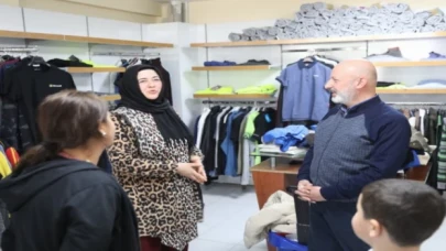 Ahmet Çolakbayrakdar’a Sosyal Market teşekkürü