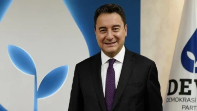 Ali Babacan'dan dokundurma: Millet verdiği oya sahip çıkmayanı, seçim gecesi kendini tek bırakanı affetmez