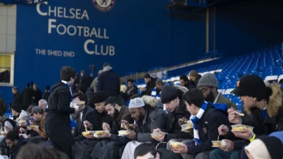 Chelsea, stadında iftar vererek bir ilke imza attı