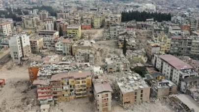 Depremde yıkılan bina soruşturmalarında tutuklananların sayısı 218'e yükseldi