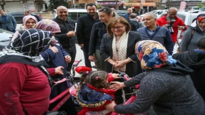 Gaziantep’te Başkan Şahin’den mahalle ziyaretleri