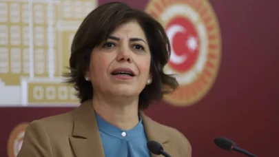 HDP’li Beştaş: Cumhurbaşkanı Erdoğan’ın ‘Enkazları kaldırıyoruz’ dediği yerde hala bedenler var